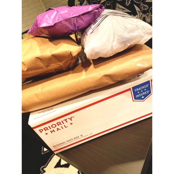 W • E • L • C • O • M • E 😍 - Picture 4 of 5